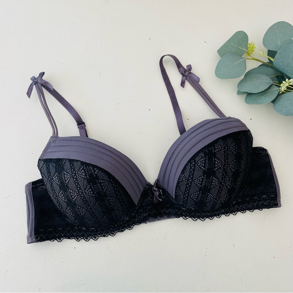 Jezebel Lace Trimmed Padded Bra